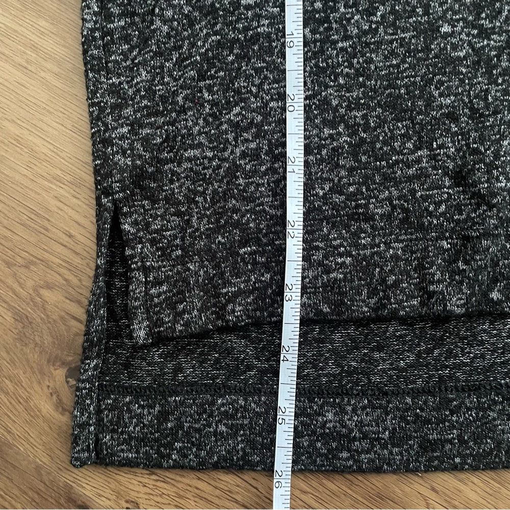 Banana Republic Black Tunic Top - Picture 3 of 10